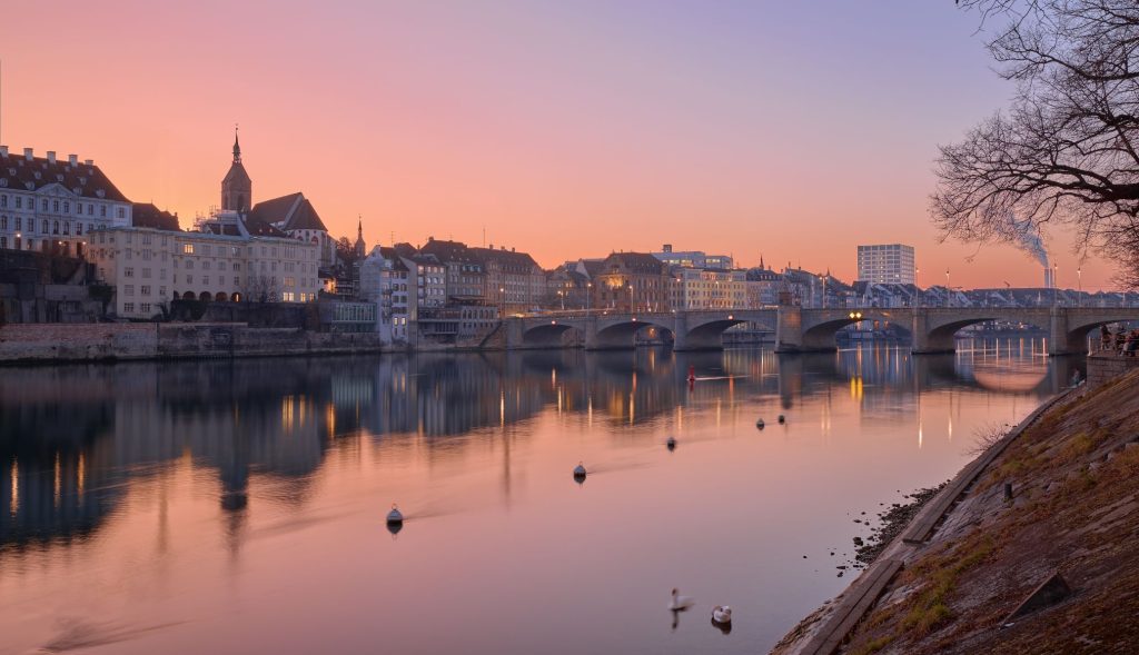 Registering in Basel as a newcomer